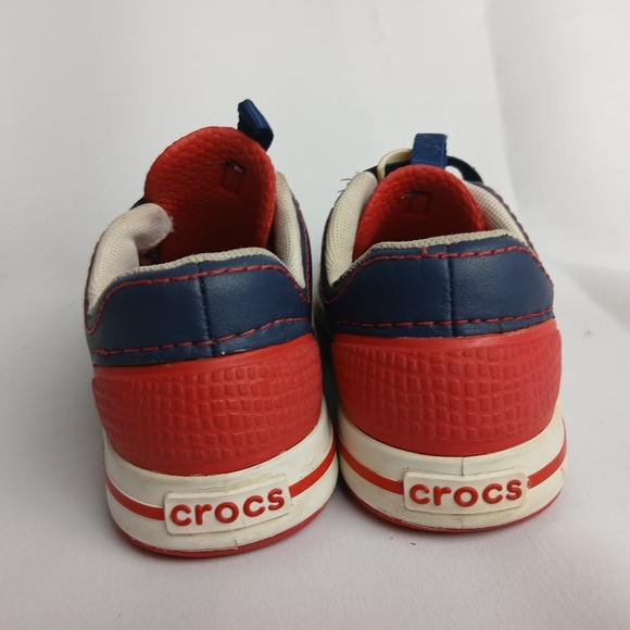 CROCS Kid Shoes Size 10 Waterproof Blue And Red No Laces Pull On - Picture 4 of 8